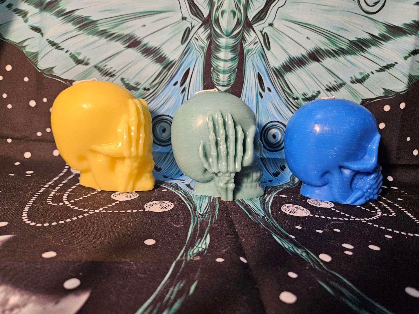 No Evil Skull Paraffin Candle Set – See No Evil, Hear No Evil, Speak No Evil… in Style